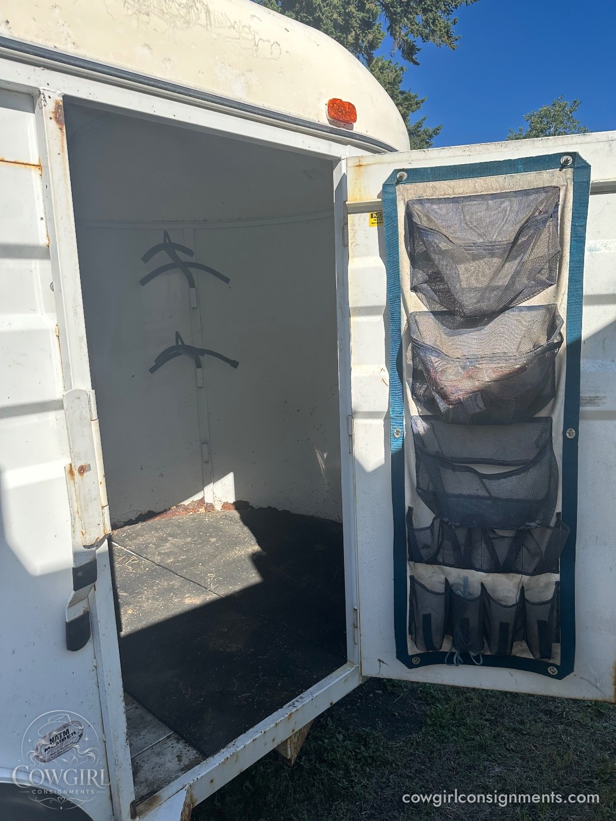 Apache 2-Horse Bumper Pull Trailer, photo 3