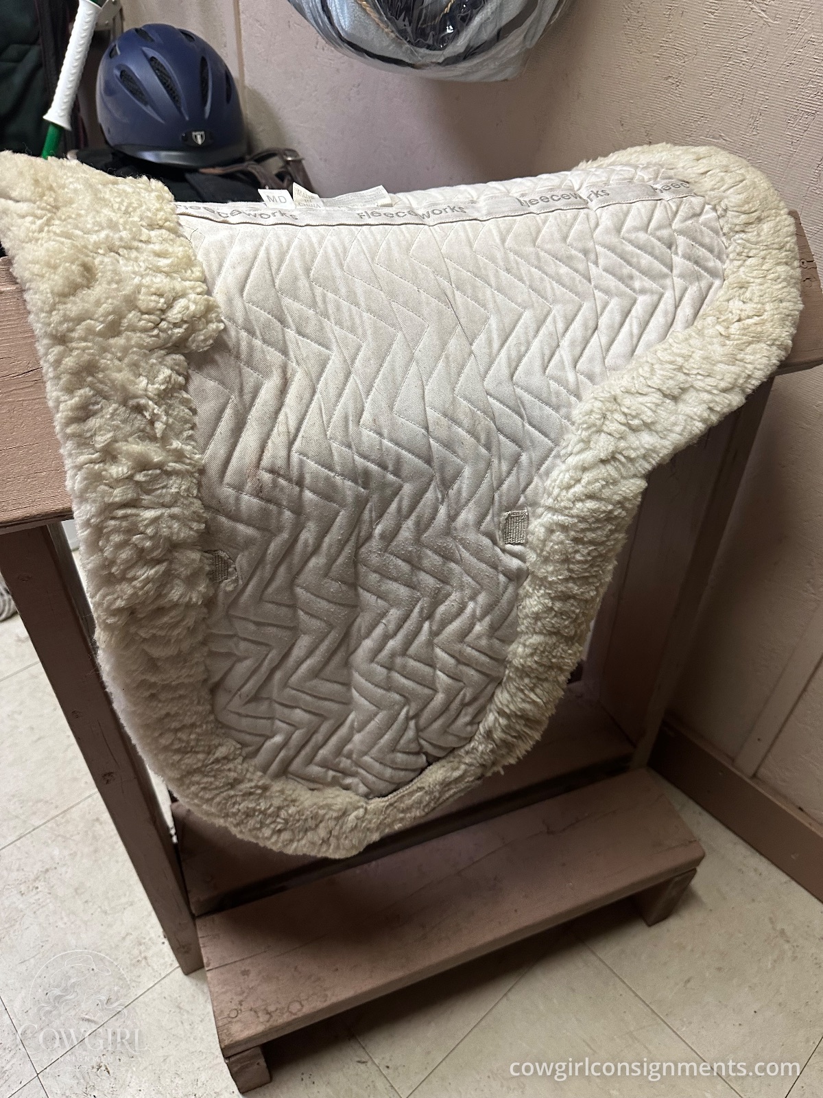 Fleeceworks Sheepskin Saddle Pads, Set Of 2 (Medium), photo 4