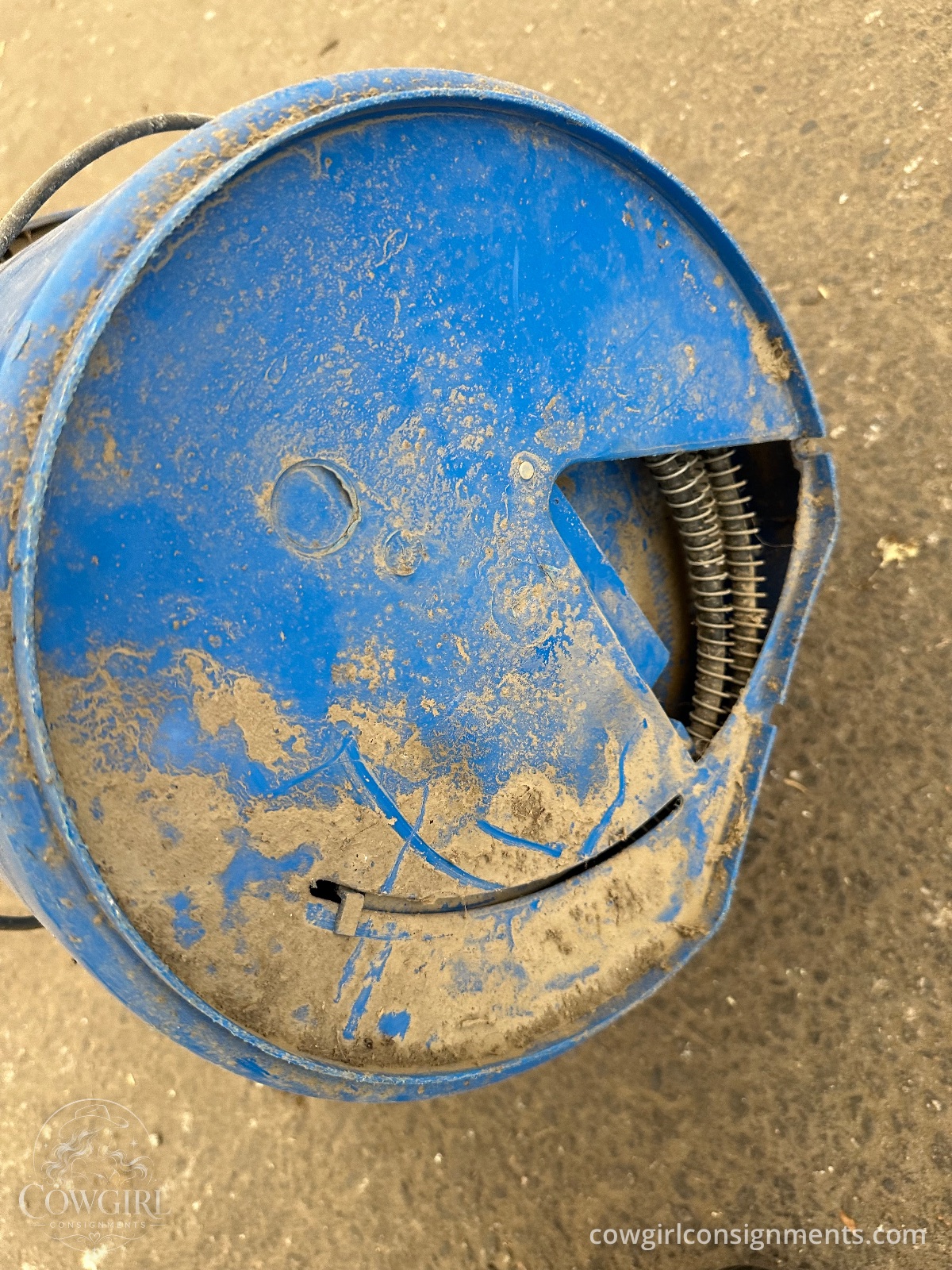 Heated Flat-Back Water Bucket, photo 3