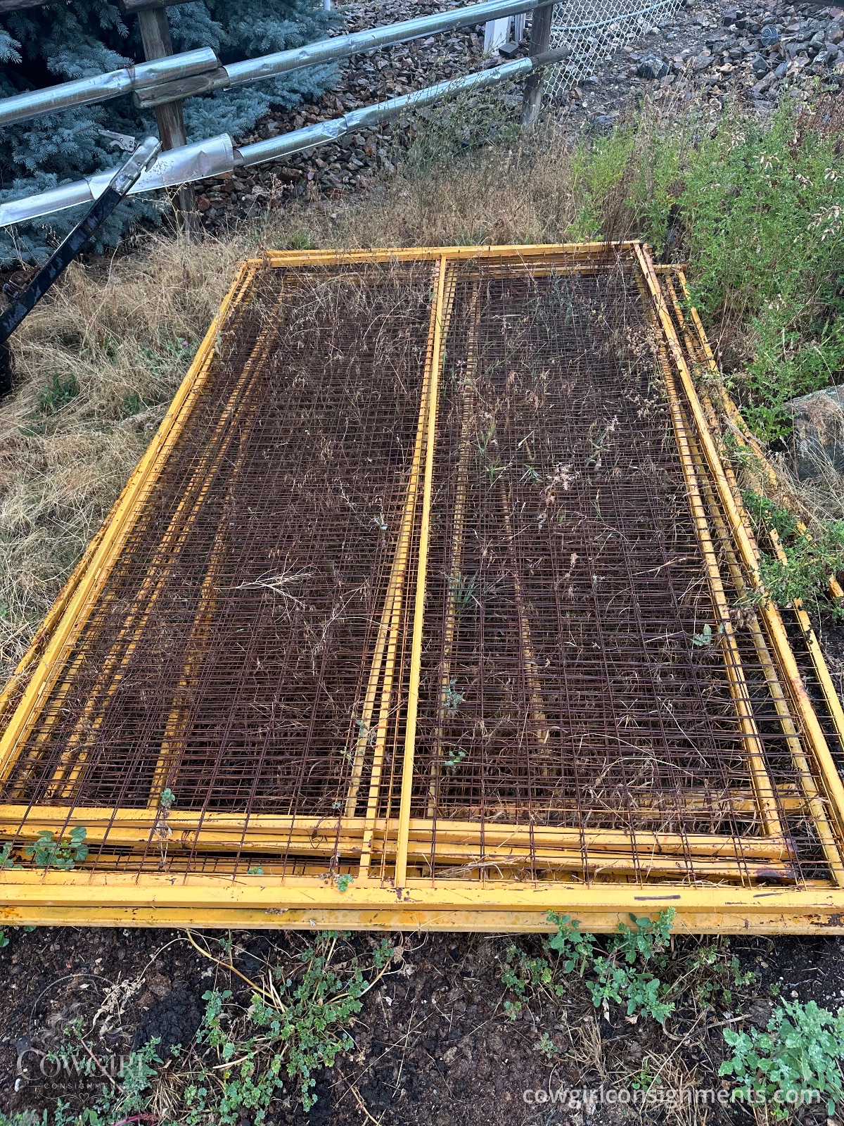 Temporary Fence Panels, Set Of 9 With Hardware (76" X 122")